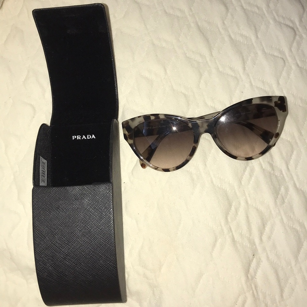 Animal print Prada glasses